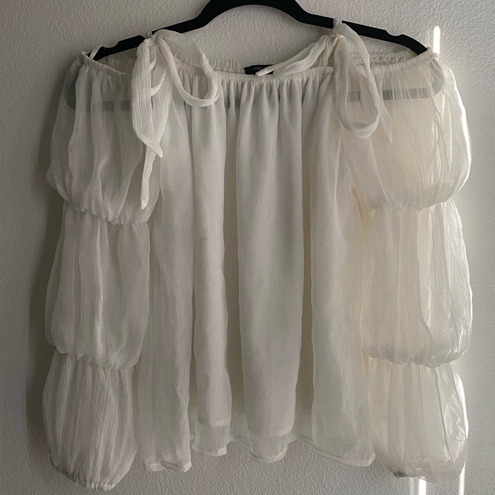 Cream ruffled Romeo and Juliet Top